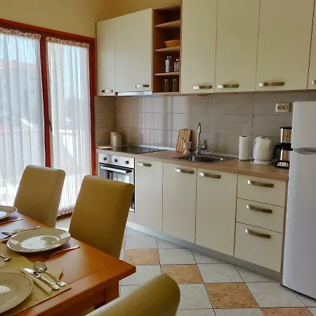 Rogoznica Apartment *
