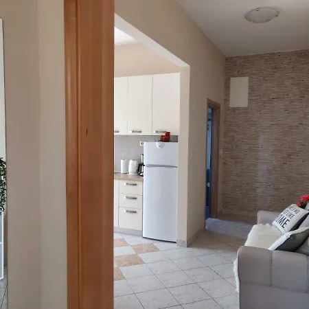 Rogoznica Apartment *